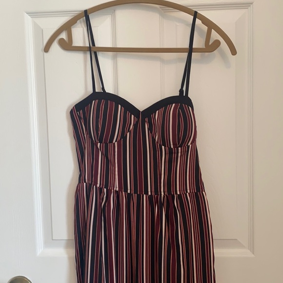 Striped jumpsuit - Picture 1 of 3